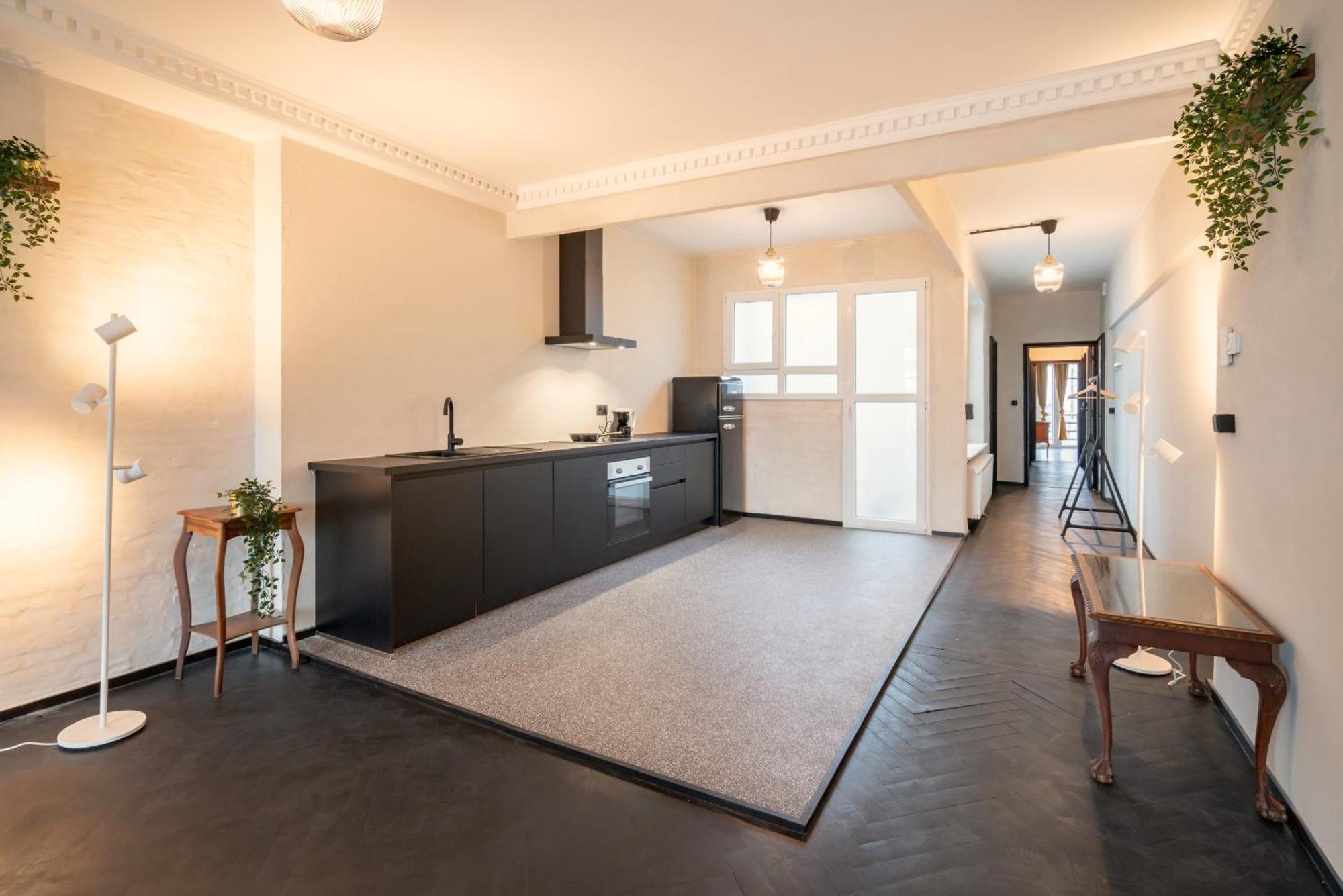 Charming And Spacious In The Heart Of Apartment Antwerpen
