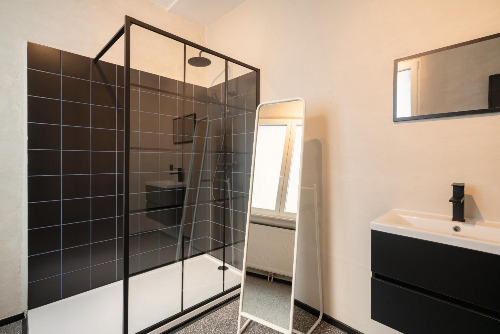 Appartement Charming And Spacious In The Heart Of *